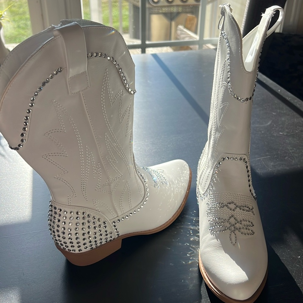Bedazzled Cowgirl Boots